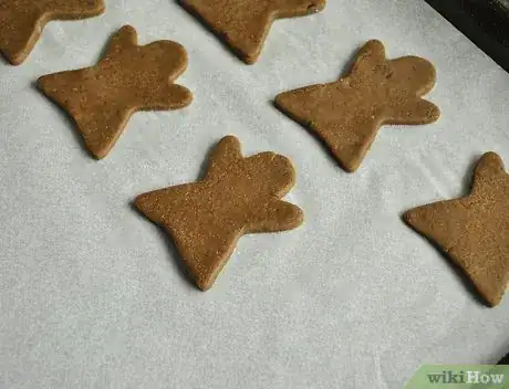 Imagen titulada Make Gingerbread Cookies Step 10