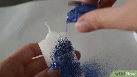 Imagen titulada Make Glitter Candles Step 12