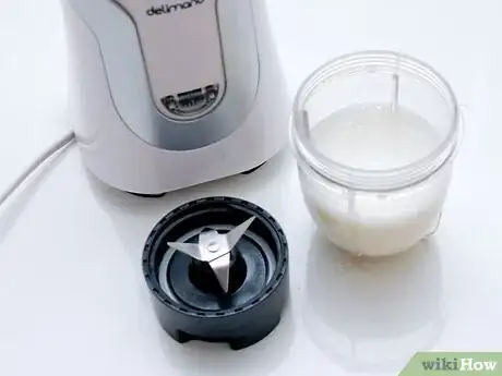 Imagen titulada Foam Milk Step 9