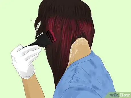 Imagen titulada Dye the Underlayer of Your Hair Step 12