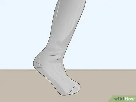 Imagen titulada Keep Boots from Slouching at the Ankle Step 4