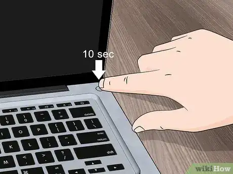 Imagen titulada Clean Thermal Paste Step 4