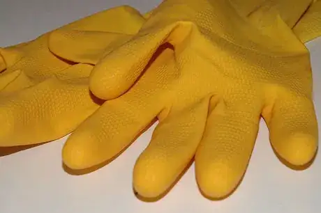 Imagen titulada Rubber_gloves