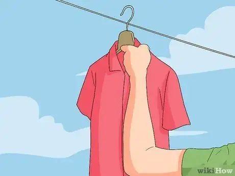 Imagen titulada Get Cigarette Smell out of Clothes Step 12