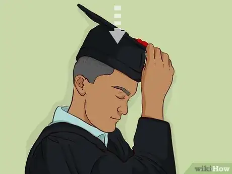 Imagen titulada Wear Your Tassel for a High School Graduation Step 6