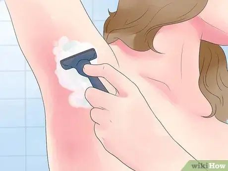 Imagen titulada Shave Your Armpits Step 6