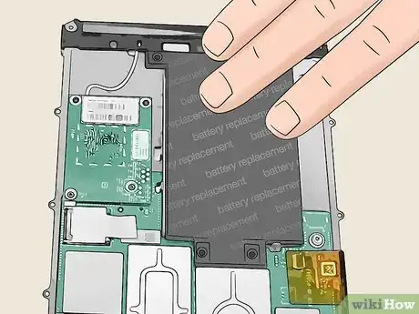 Imagen titulada Replace a Kindle Battery Step 13