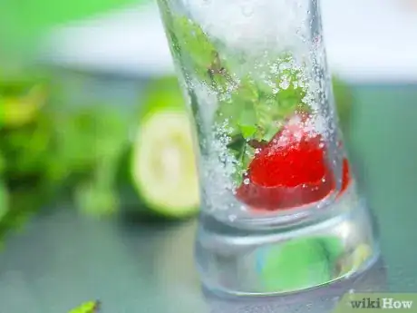 Imagen titulada Make a Mojito Step 6