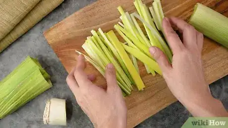 Imagen titulada Cut Leeks Step 12