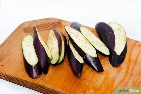 Imagen titulada Make Eggplant Fritters Step 1