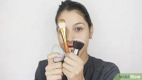 Imagen titulada Apply Foundation and Powder Step 27