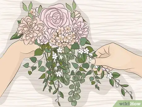 Imagen titulada Make a Bridal Bouquet With Artificial Flowers Step 3