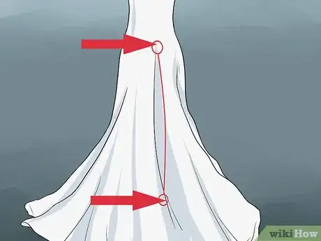 Imagen titulada Bustle a Gown Step 9