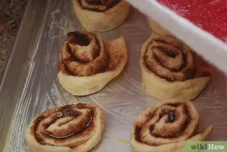 Imagen titulada Make Cinnamon Rolls Step 8