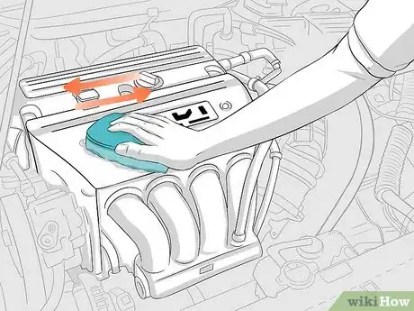 Imagen titulada Clean a Car Engine Step 13