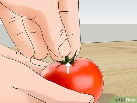 Imagen titulada Cut Tomatoes Step 12