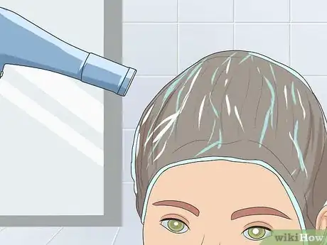 Imagen titulada Dye Your Hair With Manic Panic Hair Dye Step 12