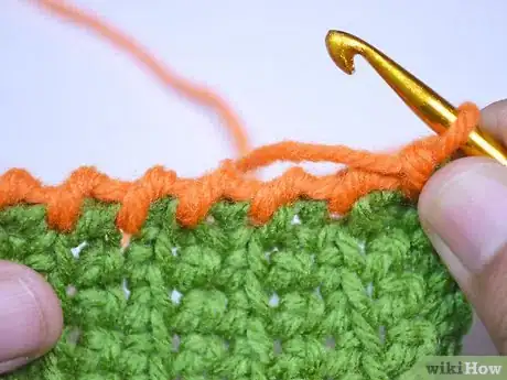 Imagen titulada Surface Crochet Step 31