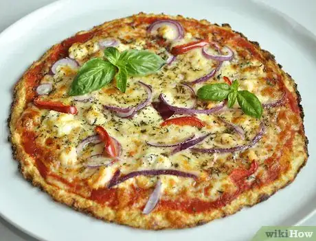 Imagen titulada Make Low Carb Pizza Step 11