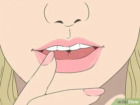 Imagen titulada Get Kissable Lips Step 11