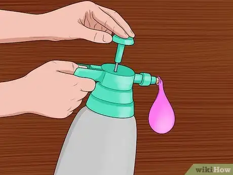 Imagen titulada Fill Up a Water Balloon Step 16