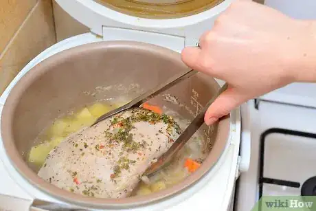 Imagen titulada Cook Boneless Turkey Breast Step 18