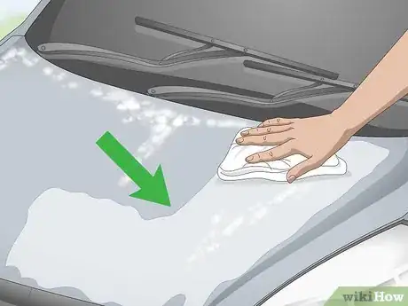 Imagen titulada Paint the Hood of a Car Step 5