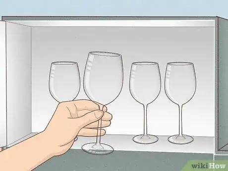 Imagen titulada Store Wine Glasses Step 1