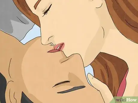 Imagen titulada What Are Different Ways to Kiss Your Boyfriend Step 21