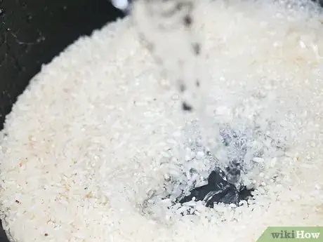 Imagen titulada Cook Fragrant Butter Rice Step 1