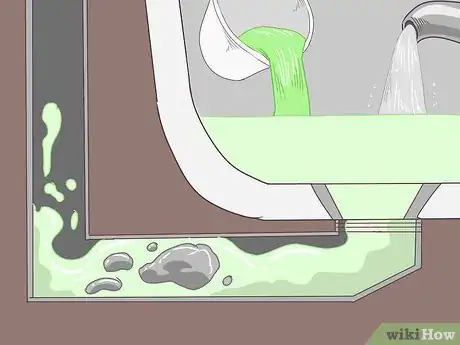 Imagen titulada Unclog a Bathtub Drain Naturally Step 9