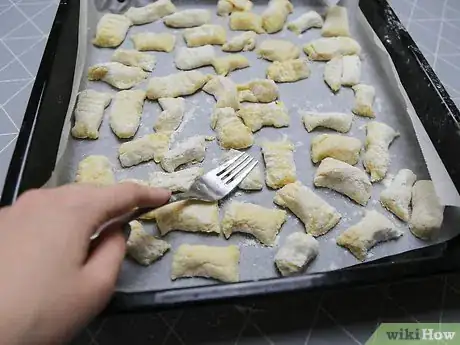 Imagen titulada Make Gnocchi Step 16