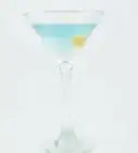 hacer un martini azul