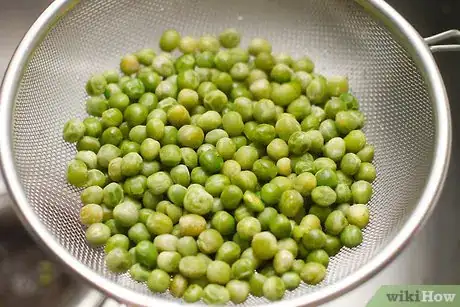 Imagen titulada Cook Frozen Peas Step 4