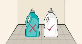 limpiar un derrame de detergente