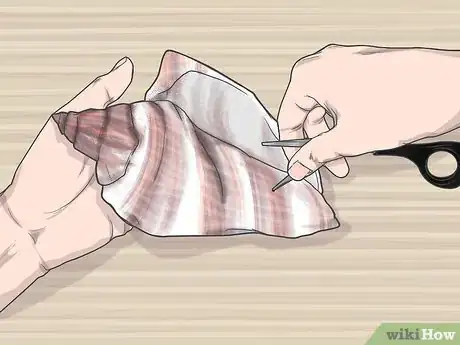 Imagen titulada Drill a Hole in a Seashell (Without a Drill) Step 8