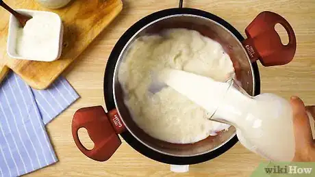 Imagen titulada Make Greek Yoghurt Step 1