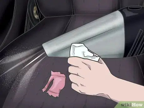 Imagen titulada Clean Your Car With Home Ingredients Step 18