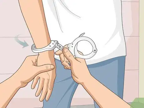 Imagen titulada Handcuff a Person Step 11