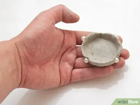 Imagen titulada Use Air Drying Clay Step 12