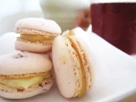 Imagen titulada Chopped strawberry macaron parisien