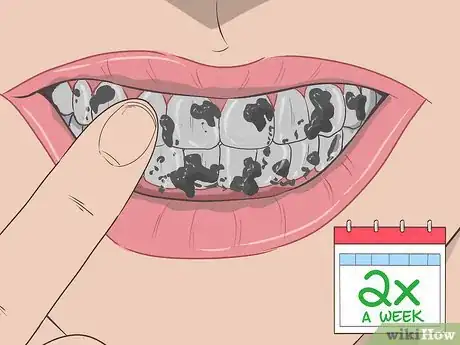 Imagen titulada Use Activated Charcoal for Teeth Whitening Step 9