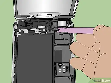 Imagen titulada Replace an iPhone Battery Step 40
