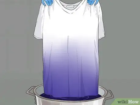 Imagen titulada Tie Dye a Shirt the Quick and Easy Way Step 27