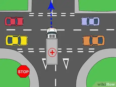 Imagen titulada Stop at a STOP Sign Step 13