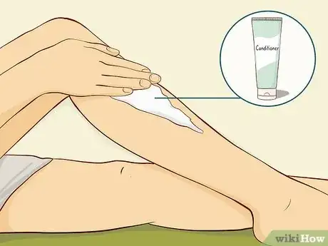 Imagen titulada Shave With Conditioner Step 10