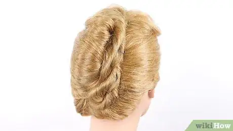 Imagen titulada French Twist Hair Step 20