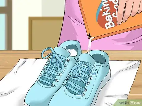 Imagen titulada Eliminate Odor from Smelly Shoes Step 11