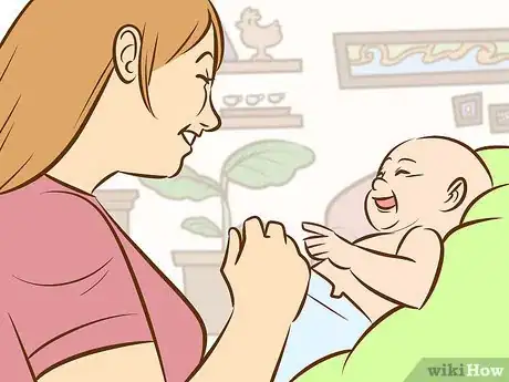 Imagen titulada Teach a Baby to Crawl Step 5