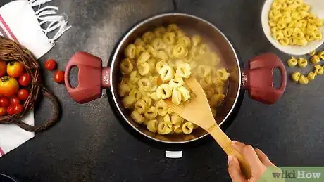 Imagen titulada Cook Tortellini Step 6